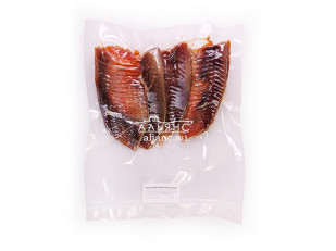 Тунец с перцем: Ребра воблы с икрой